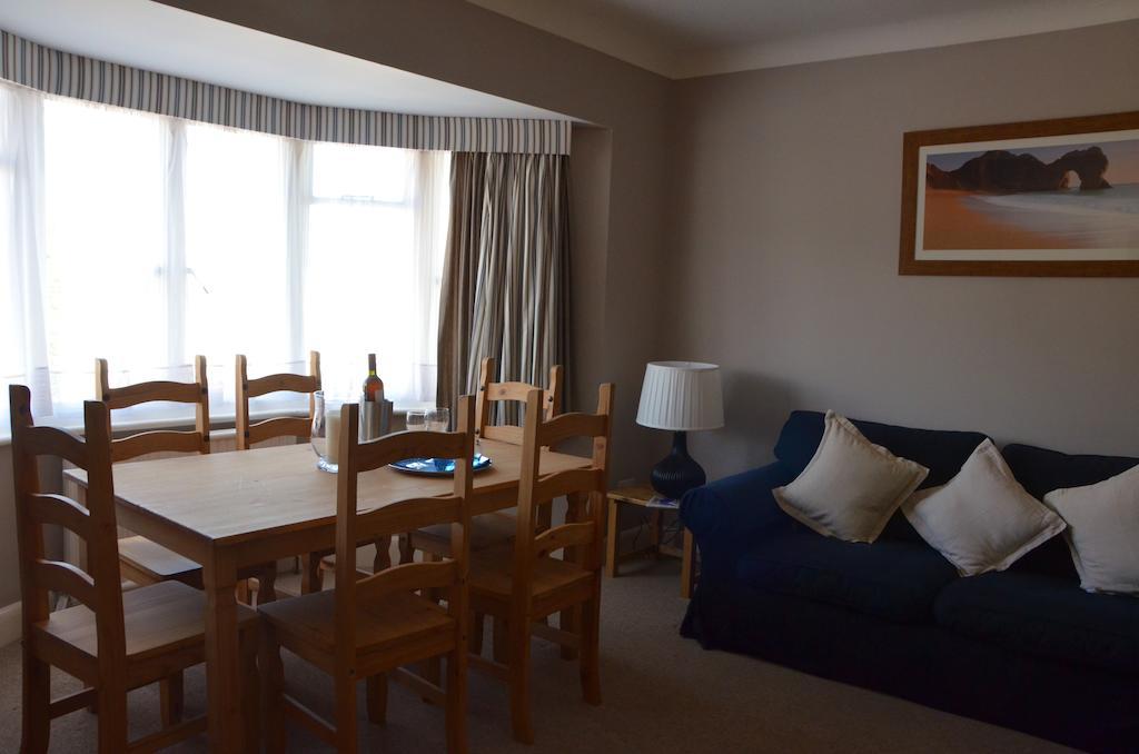 The Riviera Hotel & Apartments - Alum Chine Bournemouth Rom bilde